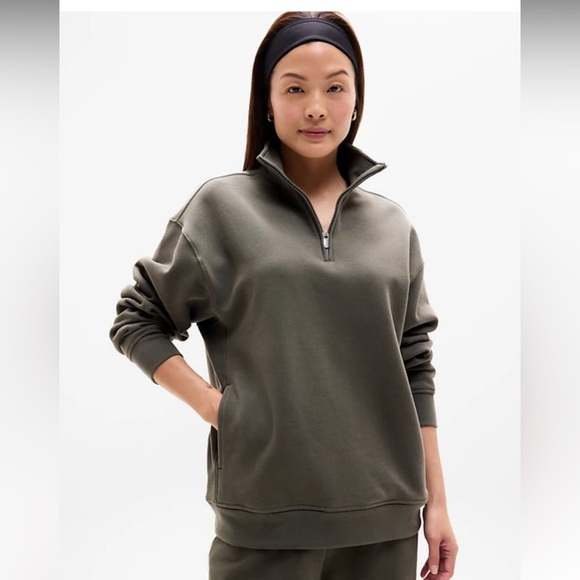 Athleta Tops - Athleta Women’s Olive Half-Zip Forever Fleece Sweater Size M